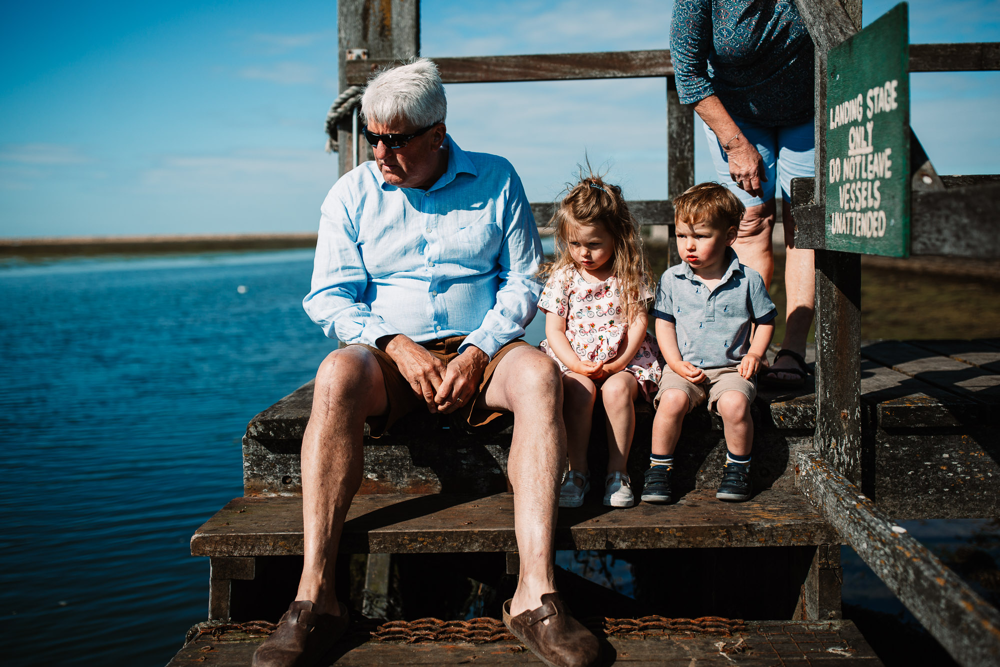 grandad sat down with this grandkids talking about the ocean