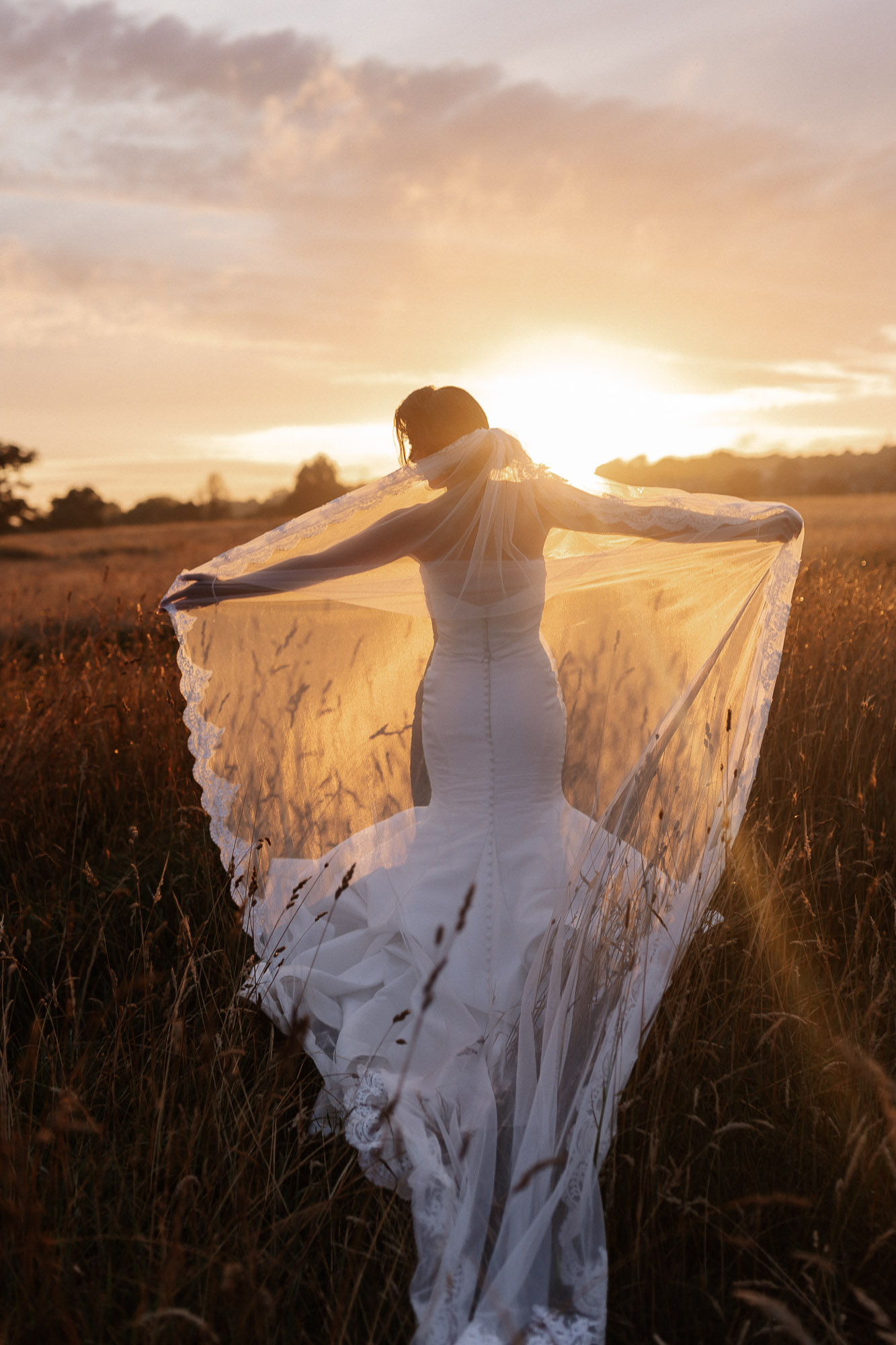 bride glowing in the golden hour in deans court
